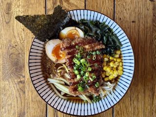 Рамен від Антоніо з куркою (650g)