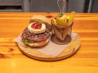 Burger El Cabrón