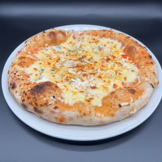 Pizza CUATRO QUESOS 30cm.