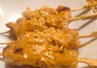 88.Pincho De Pollo Frito Con Saté