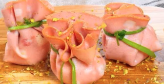 Mortadella al pistacchio