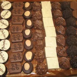 Bombones Especiales De La Casa (GUINDAS) (500 grs.)