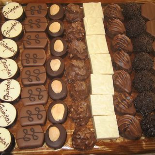 Bombones Especiales De La Casa (GUINDAS) (500 grs.)