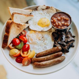 ინგლისური საუზმე