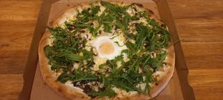 Pizza Bianca Tartufo E Uovo (33 Cm.)