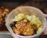 Pollo + Papas en tarrina con salsa