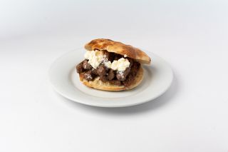 Sarajevski ćevap na kajmaku 10 komada