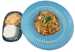 017.Kurczak Sosie Ostrym