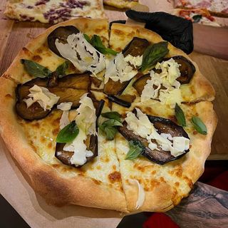 Pizza Scamorza (28 Cm.)