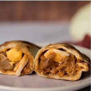 Empanada De Carne A Cuchillo