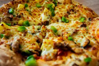Large Giants Pizza