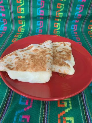 Quesadilla De Suadero