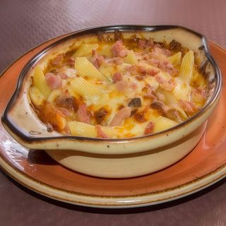 Maccheroni Al Horno De Carne