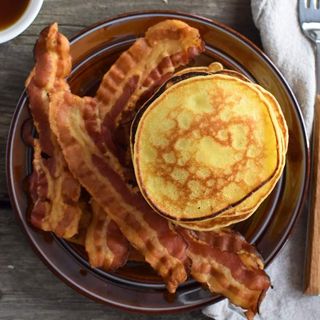 Z Bekonem i Syropem Klonowym