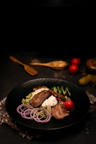 Salad with grilled beef 400gr