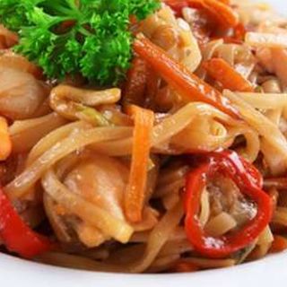 Удон з мідіями по тайськи (320)