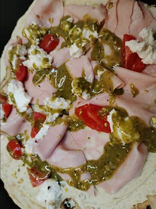 Piadina con Mortadella pesto pistacchio