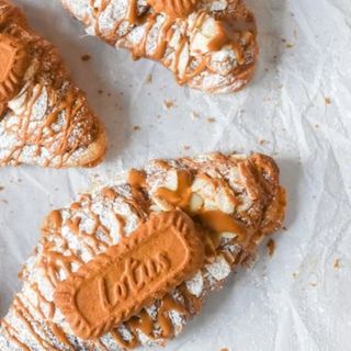 Croissant speciale Lotus