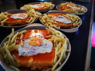 Francesinha à Big Tosta