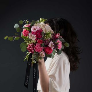 Buchet Hotter than you pink