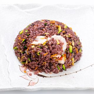 98.Riso venere con frutti di mare 