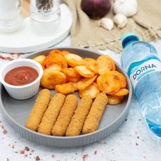 Mozzarella cheese,apa plata