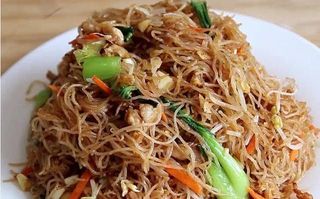 32 Sitne nudle fengan sa junetinom