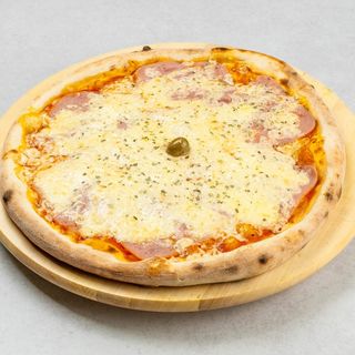 Pizza Sirko nosi šunku
