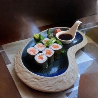 Hosomaki Sake (6 Pzs.)