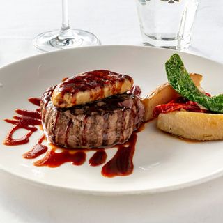 Solomillo Con Foie Fresco  de pato