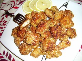 Пилешки хапки със сусам (200гр)