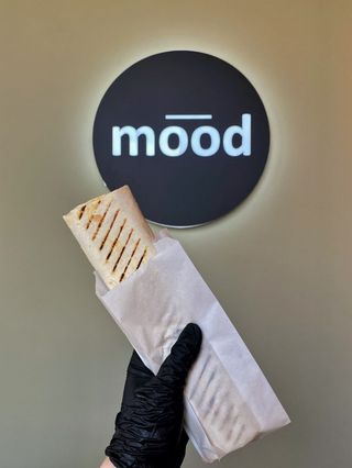 Лаваш гриль з  2-ма сосисками 310г.