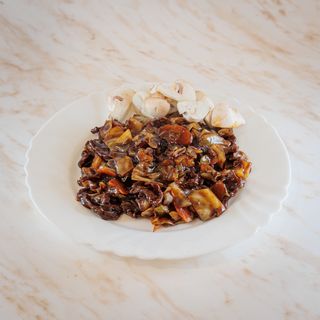 T7 - Teletina sa šampinjonima i povrćem