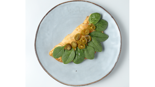 Omlet jalapeno + szpinak + czosnek