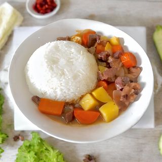 51. Manzo e patate saltate con riso