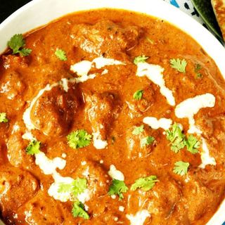 Rogan josh Pollo