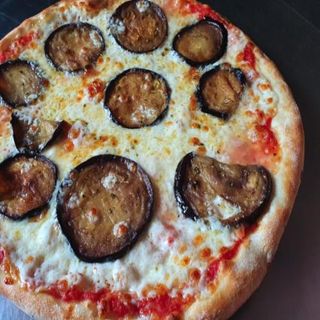Pizza  Berenjena Y Gorgonzola (30 Cm.)