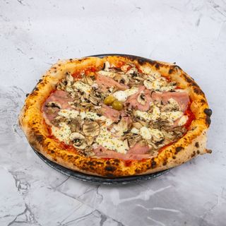 Pizza Capricosa