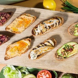 Torrada 3 Formatges, Ceba, Nous