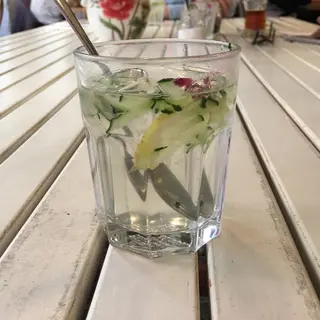 bebida iraní (220 ml.)