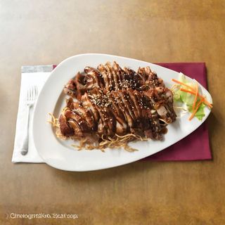 48. Pato estilo vietnamita con salsa