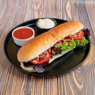 Sendvič sa pilećim belim mesom mali