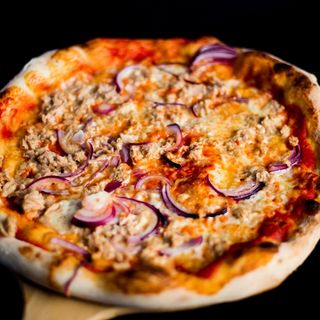 Pizza Tonno Ø 32cm