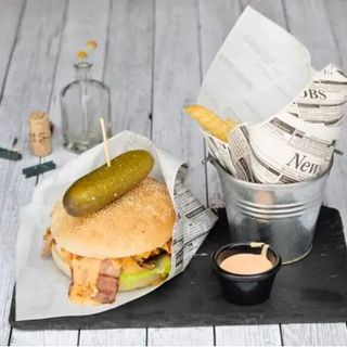 Bacon Cheese Con Patatas Fritas