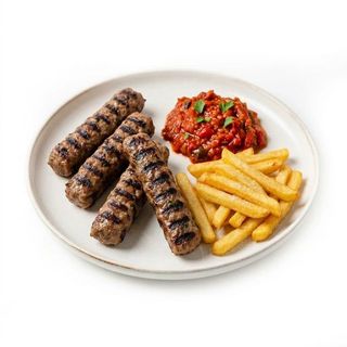 Свински домашни кебапчета 300г