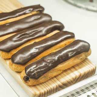 Eclair Sabor Chocolate
