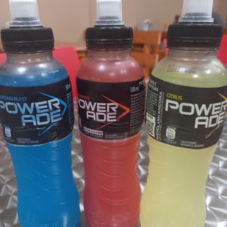 178 Powerade bottiglia