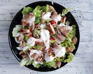 Caesar salata