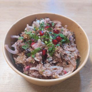 ბადრიჯანი იმერულად ბროწეულის წვენით