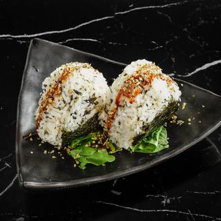 Onigiri chicken 2pz